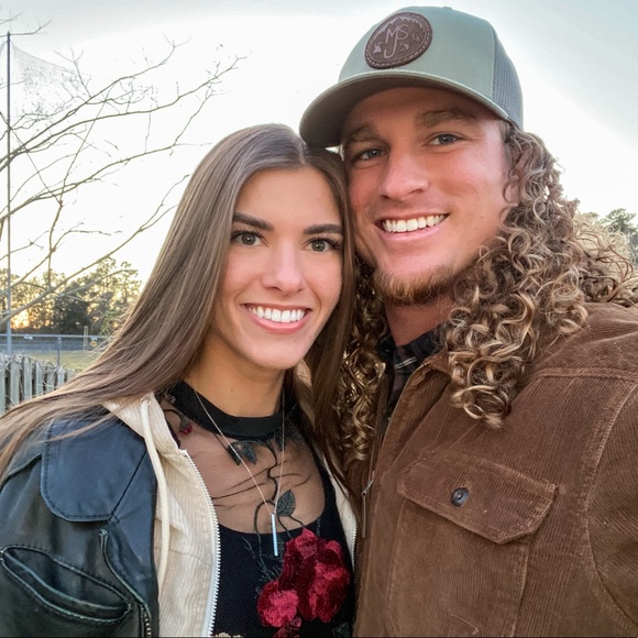 Meet your Posher, Sami - Picture 2 of 2